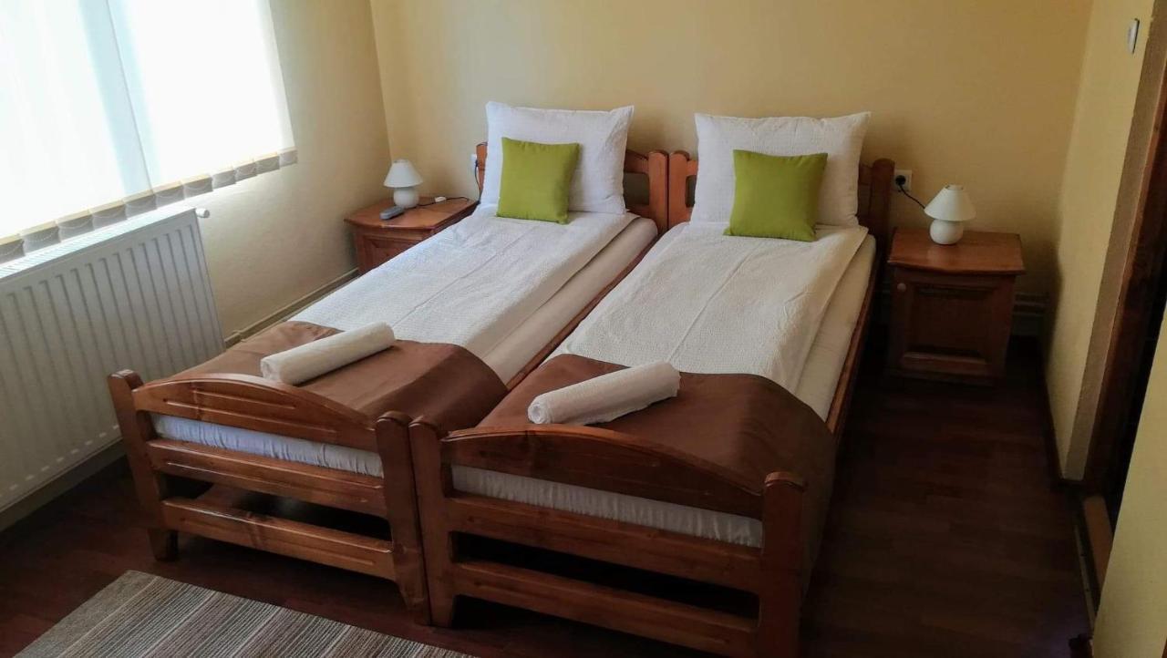 Bed and Breakfast Levi Panzio Praid Exteriér fotografie