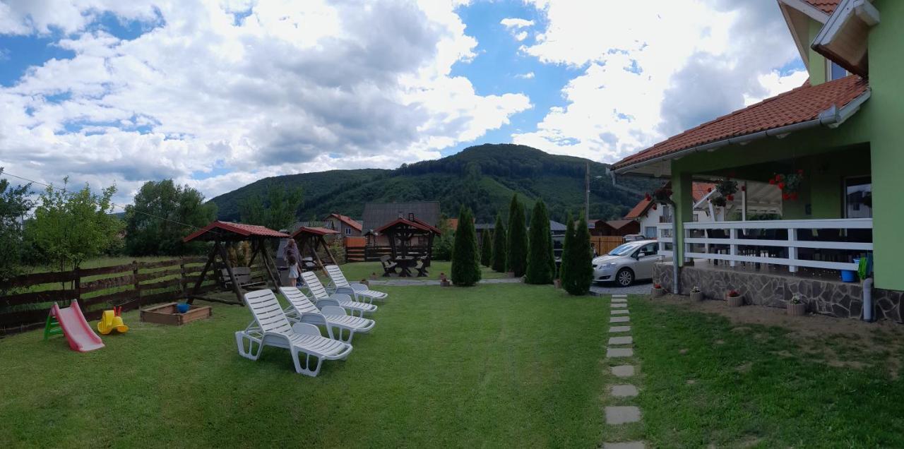Bed and Breakfast Levi Panzio Praid Exteriér fotografie