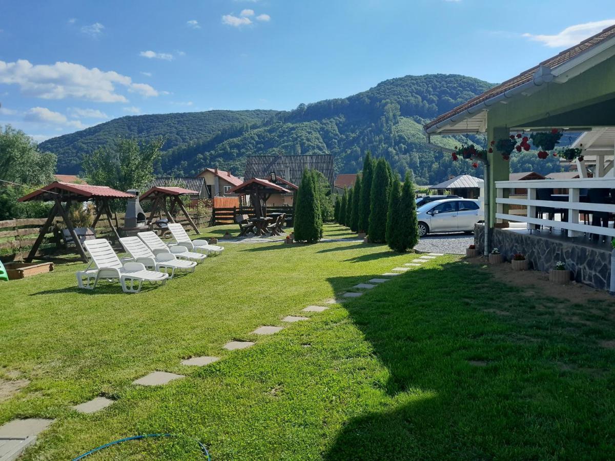 Bed and Breakfast Levi Panzio Praid Exteriér fotografie